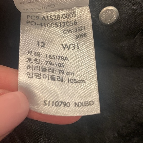 Signature Levi Strauss Heritage high rise black denim shorts sz 12 - Picture 11 of 11